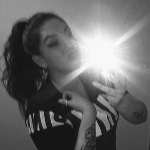 Meet your Posher, Kelly